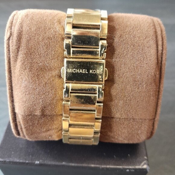 Michael kors watch - Picture 4 of 7